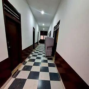  Guest house Satyakiran